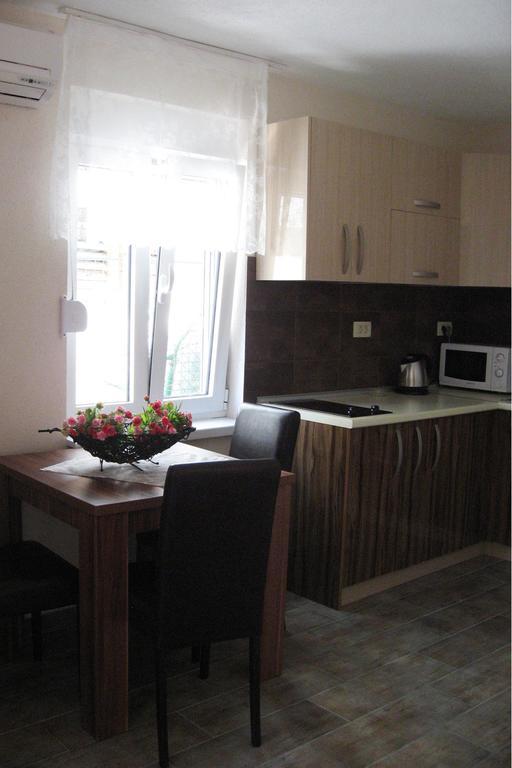 Smokva Apartments Херцег-Нови Номер фото